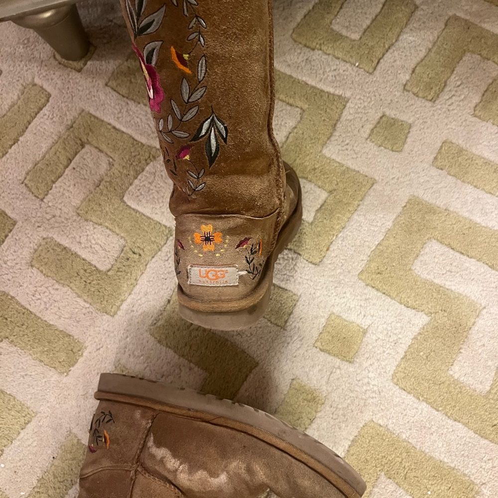 Embroidered Ugg Boots - Size 8 - Picture 2 of 9